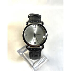 NY&C Quartz  Silver Tone Quartz Watch 11952 Analog 100 Watch - NEW BATTERY